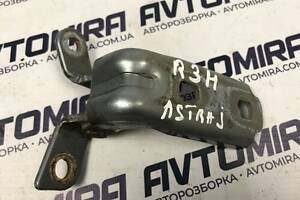 Петля нижняя дверь задней правой Opel Astra J 2009-13501716