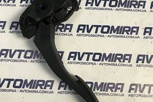 Педаль газа Opel Astra J 2009-2015 13252704