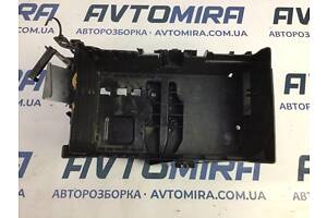 Корпус АКБ Opel Astra J 2009-2015 13284552