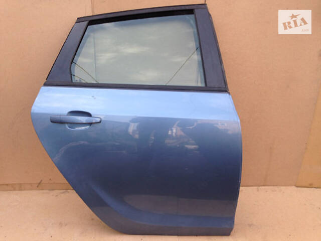 Двері задні праві голубі хечбек Опель Астра Opel Astra J 2010-2015