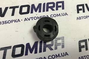 Демпфер радиатора правый Opel Corsa D 2006-2014 1311976