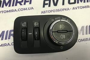 Блок управления светом фар Opel Corsa D 2006-2014 13310337