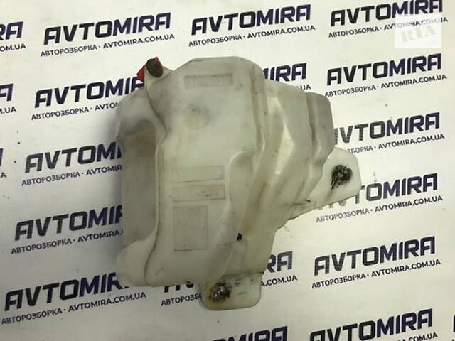 Бачок склоомивача Opel Corsa D 2006-2014 461011736