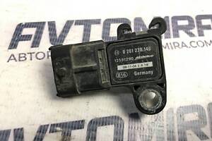 Датчик давления воздуха во впускном коллекторе Opel Insignia 2008-2013 0261230146