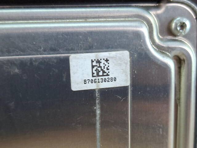 Opel Insignia A 2008-2017 блок управления двигателя 55595540 - Фото 9