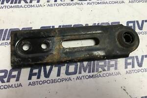 Кронштейн кріплення радіатора лівий Opel Meriva A 2003-2010 90576295