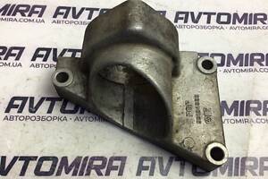 Кронштейн подвесного подшипника полуоси Opel Vectra C 1.9 CDTI 2002-2009 55184553