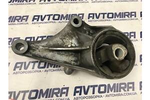 Опора двигателя передняя Opel Zafira B 1.6 16V 2005-2011 5684137