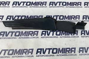 Накладка правого крила Opel Zafira B 2005-2011 13142287