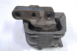 Опора двигателя правая 1K0199262BA VW Touran 03-10