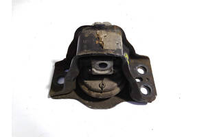 Опора двигуна права 8200592642 RENAULT Kangoo 09-17, Kangoo 08-17; MERCEDES-BENZ Citan 12-21