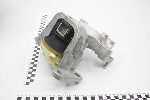 Опора двигателя Renault Megane III, Scenic III 1.2 (12-) (586674) Hutchinson