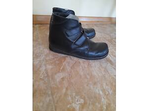 Ортопедичні дитячі черевики