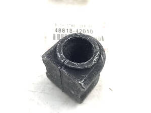 Оригінальна втулка заднього стабілізатора 48818-42010