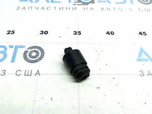 Отбойник двери багажника правый Toyota Highlander 20-24 малый