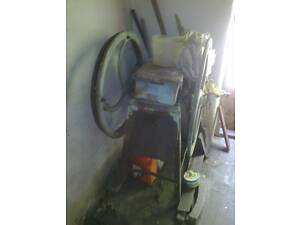 Продаем соломорезку (корморезку) б.у.