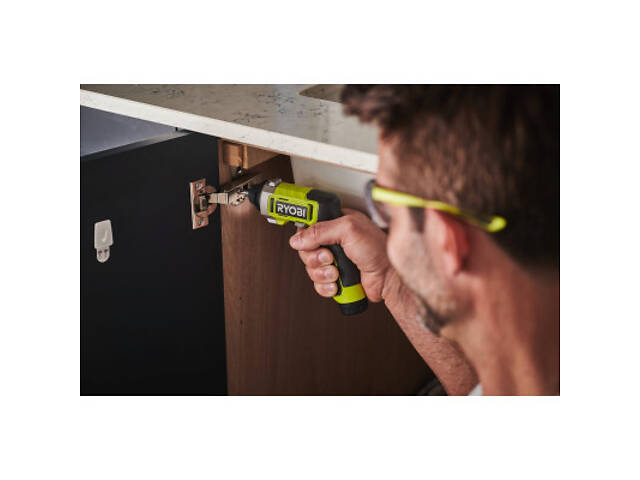 Акумуляторна викрутка Ryobi RSD4-120T 4В, USB, Lithium, 1х2Ah, 5Нм, 200об/хв, кейс, 10 насадок (5133006210) - Фото 5