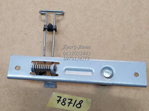 Ответная часть замка капота RENAULT Trafic 00-14; NISSAN Primastar 02-14 000078718