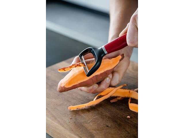 Овощечистка горизонтальная KitchenAid Coreline KAG145OHERE 18.8 см красная - Фото 5