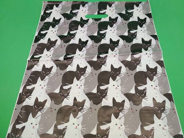 Пакет з прорізною ручкою (40*50)' Дитячий світ 'Тріо Котів' (50 шт) - Фото 1