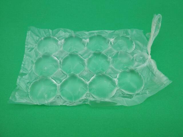 Пакети для льоду (144шт 10мкм 16,5*28) Помічниця (1 пач.) - Фото 2