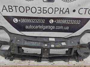 Панель передня (окуляр, телевізор) 06- Opel Vivaro 2001-2014 8200106571