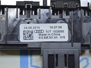 Панель переключателей Audi A3 8V 15-16 4d без парктроников, без drive select 8V0-925-301-AK-NV