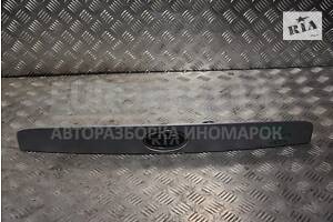 Панель подсветки номера (хетчбек) Kia Cerato 2004-2008 925012F210