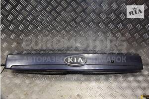 Панель подсветки номера Kia Carnival 2006-2014 141843