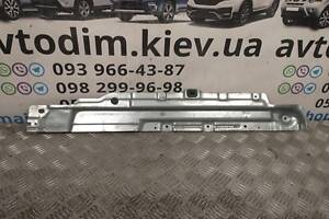 Панель підлоги багажника метал права Honda CR-V 1 1995-2001 84532S10000