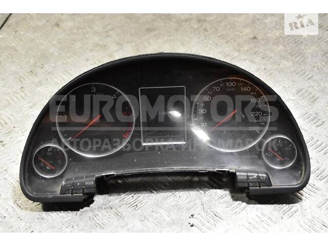 Панель приборов Audi A4 2.5tdi (B6) 2000-2004 8E0920900M 356304