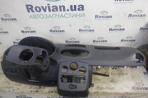 Панель приладів (торпеда) Renault CLIO 3 2005-2012 (Рено Клио 3), БУ-220587