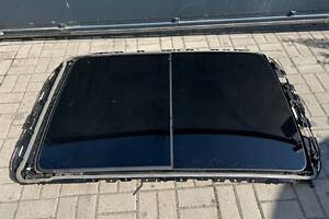 Панорамный люк Audi Q7 4M черная рулонная штора