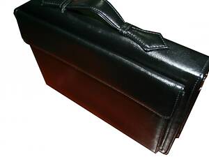 Папка портфель для документів шкіряна Дорожка Чорна (7112)