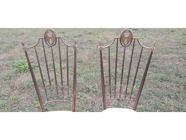 Пара стільців. Італійські ?? Латунні. Сидіння в плівці. На тканині є незначні плямки. ?43*43 см, висота 117 см, висота сидіння - Фото 5