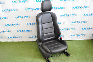 Пассажирское сидение Mazda 6 13-15 с airbag, кожа черн, механическое, царапина на пластике