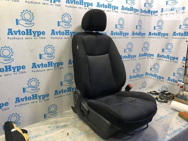 Пассажирское сидение Nissan Sentra 13-19 без airbag, тряпка черн (01) синяя строчка 87601-9AM2A