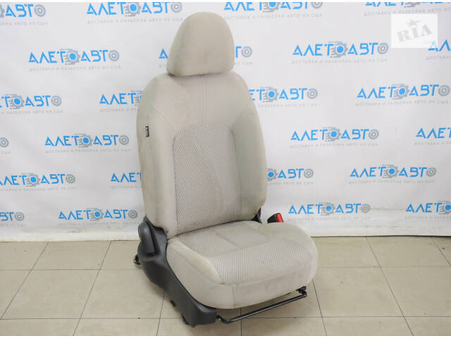 Пассажирское сидение Nissan Versa Note 13-19 без airbag, механич, тряпка серая, под чистку