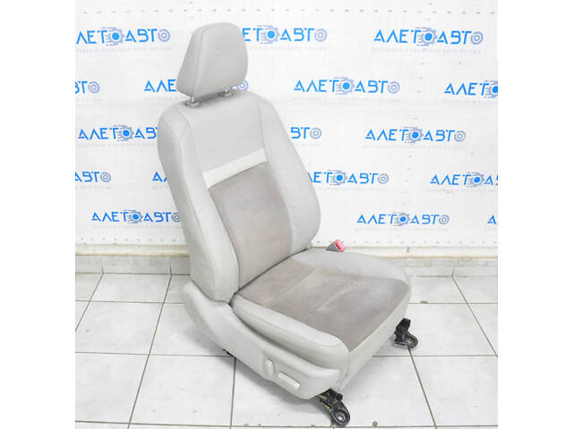 Пассажирское сидение Toyota Camry v50 12-14 usa без airbag, электро, подогрев, кожа серая + замш, под химчистку