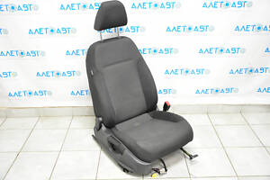 Пасажирське сидіння VW Jetta 11-18 USA без airbag, механіч, ганчірка чорн