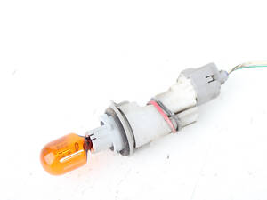 Патрон лампы поворотов фары Toyota Avensis T25 (T250) 2003-2009 8112520A30