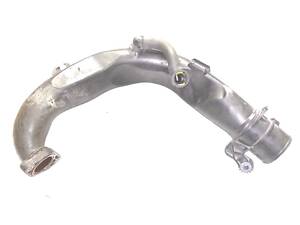Патрубок интеркулера от КВФ к турбине 8200645723 RENAULT Megane III 09-16