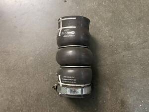 Патрубок интеркулера Peugeot 301 Citroen C-Elysee 1.6 HDi 2013-2021р. 9685598580