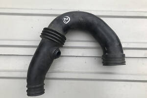 Патрубок интеркуллера Renault Kangoo 1997-2007 1.5DCi 8200143788A