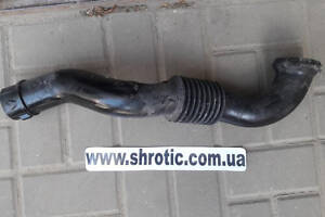 Патрубок воздушного фильтра 2.0 CDI 8200658370 (Б/У), Renault Trafic, Opel Vivaro, Nissan Primastar, Рено