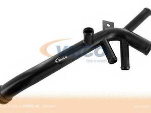 Патрубок системы охлаждения K9K RENAULT 8200557831 на RENAULT KANGOO Rapid (FC0/1_)