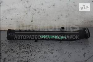 Патрубок системы охлаждения Seat Ibiza 1.4 16V 2008 032121065H 10