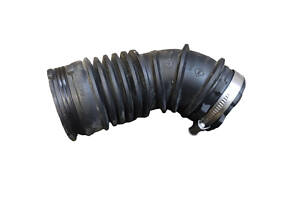 Патрубок воздуха от КВФ 1.5DCI 8V 165758477R RENAULT Kangoo 09-17, Logan 13-, Sandero 13-, Lodgy 12-22, Dokker 12-21, Du