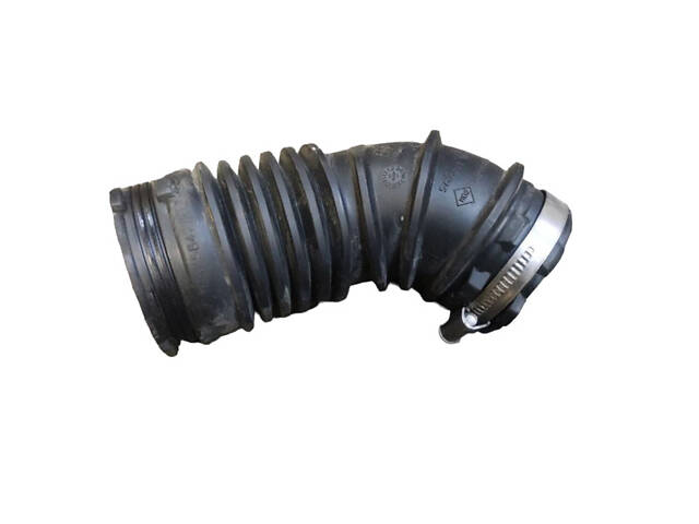 Патрубок воздуха от КВФ 1.5DCI 8V 165758477R RENAULT Kangoo 09-17, Logan 13-, Sandero 13-, Lodgy 12-22, Dokker 12-21, Du