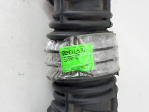 Патрубок воздухозаборника Audi A4 B7 2.0 TFSI 2007 гг 8E0133356D